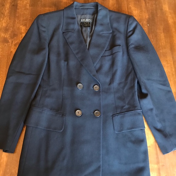 Escada Jackets & Blazers - Escada woman’s blazer Sz 36